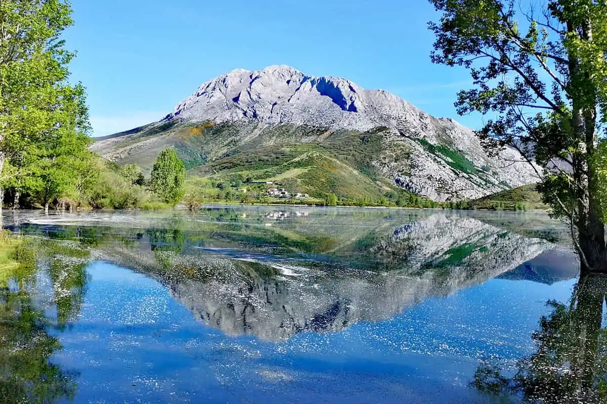 Ruta al Espigüete, el coloso de la Montaña Palentina
